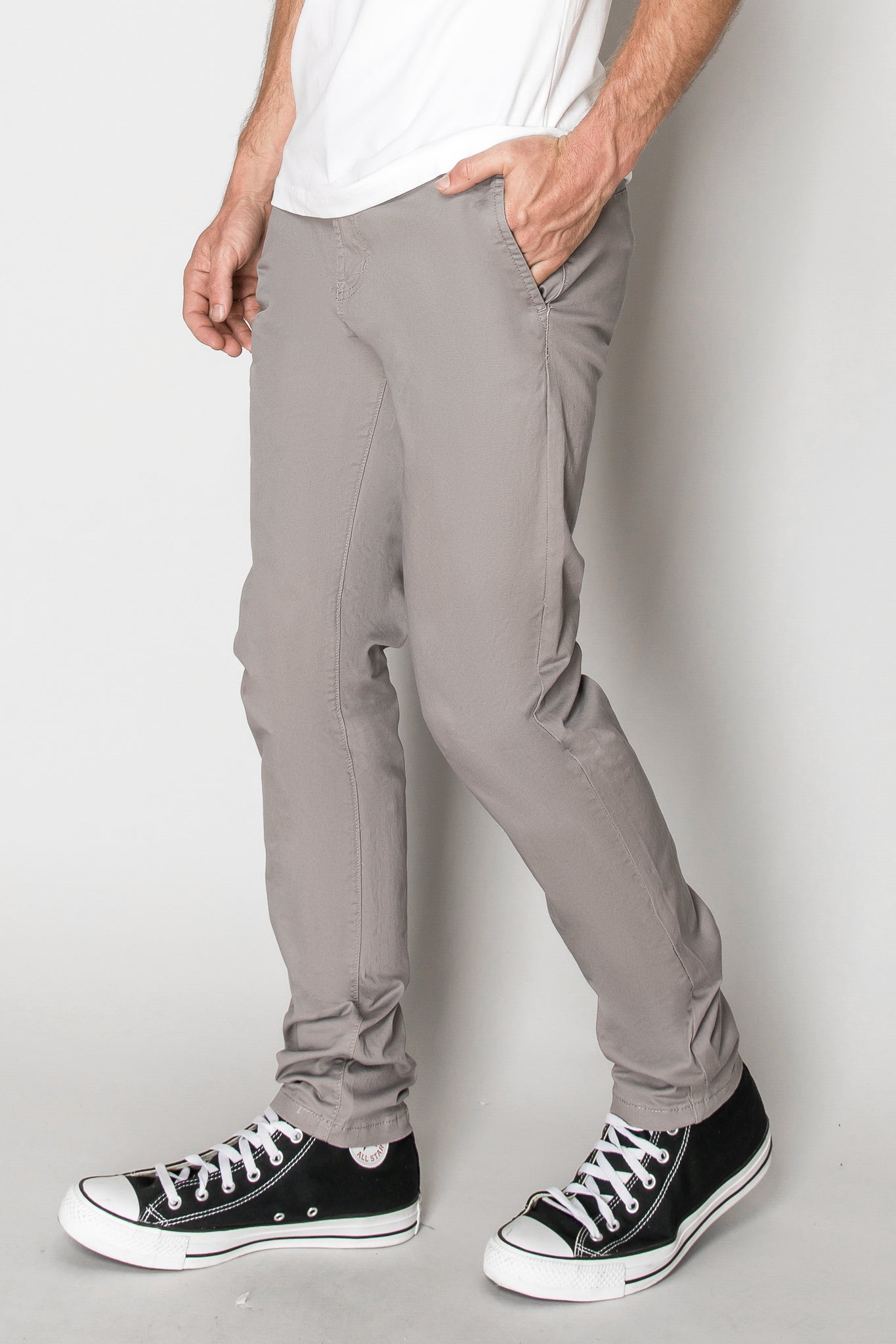 Essential Chino Pants